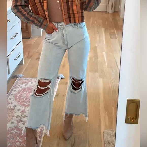 Vervet - Light Wash Crop Flare Denim - Picture 8 of 15